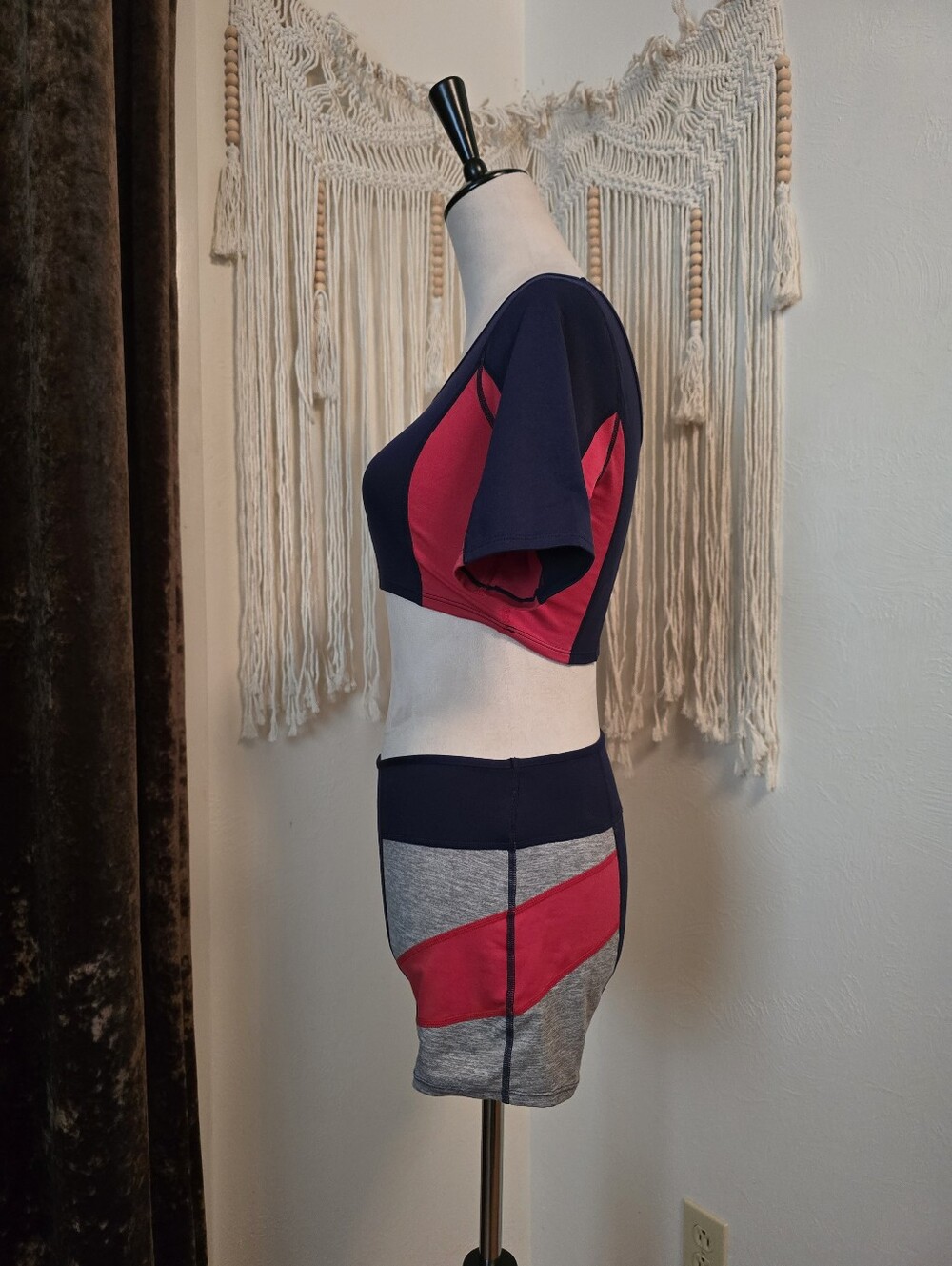 Free People Colorblock Active Crop Top & Shorts Set - Picture 5 of 9